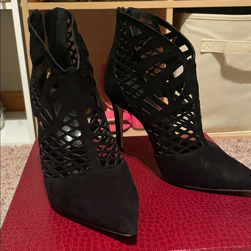 Elegant Black Cutout Women's Heels